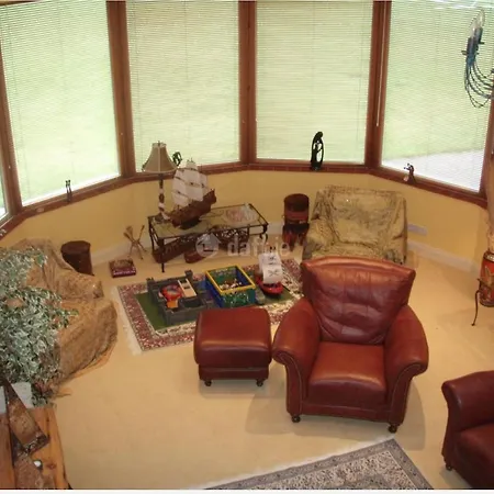 Stunning Waterfront House On Lough Currane Shores * Waterville